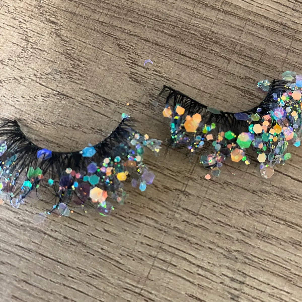 Glitter lashes