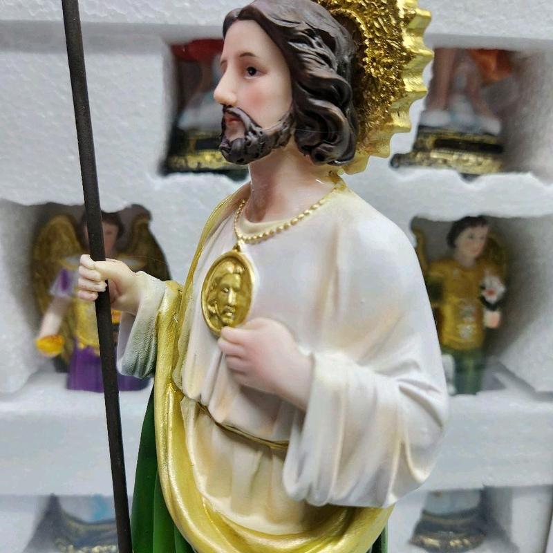 San Judas 12" Inches Tall Classic Estatua - Detailed Figure with Green and Gold Robe Brand New Statue St Jude Thaddeus Patron Saint of the impossible Apostol Tadeo Religious Decor San Juditas
