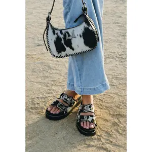 DAKOTA BUCKLE SANDALS