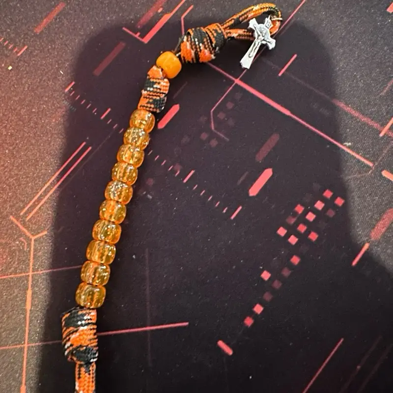 Paracord single decade pocket rosary blessed orange camo and orange clear