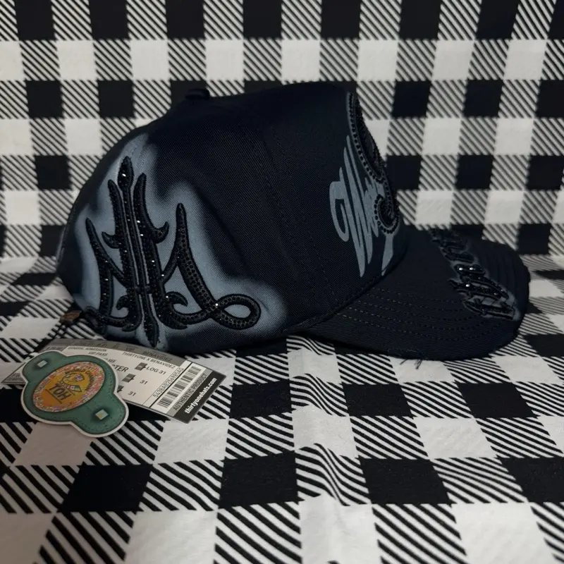 31 X Benavides hats