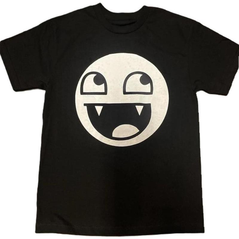 Y2K Epic Face T-Shirt – The Perfect Shirt for Goth and Emo Fashion Trends