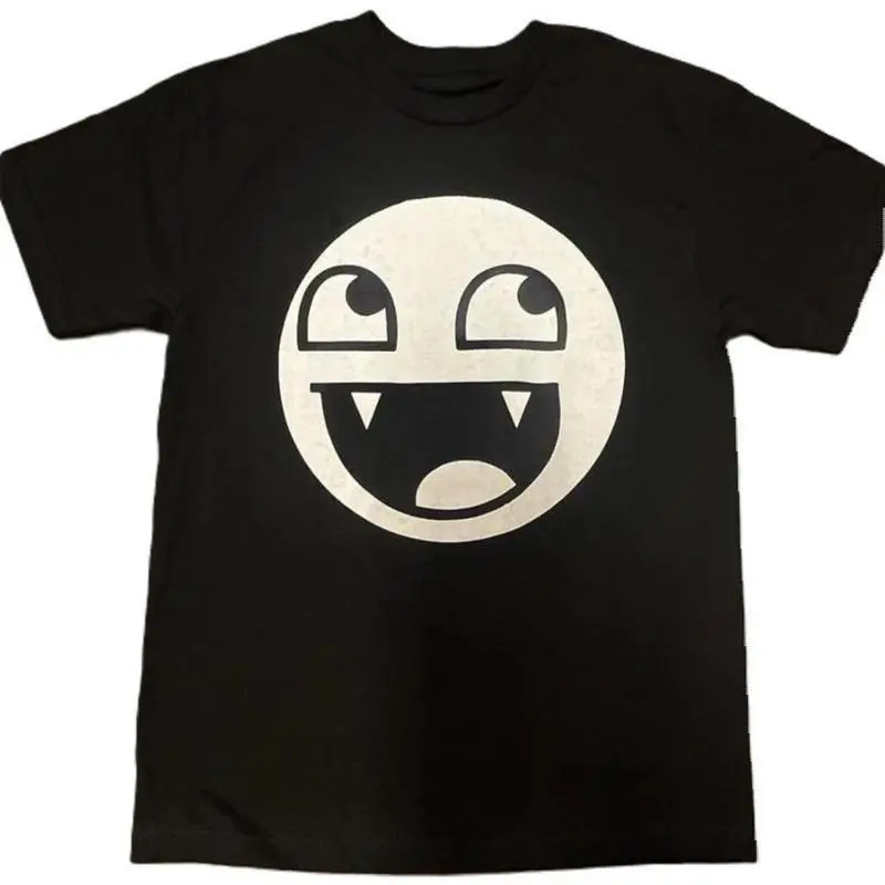 Y2K Epic Face T-Shirt – The Perfect Shirt for Goth and Emo Fashion Trends