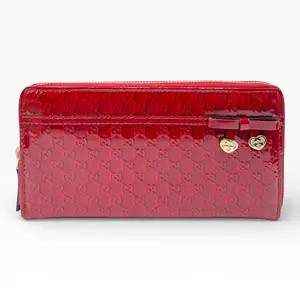 Pre-owned GUCCI PATENT LEATHER Small Leather Goods PATENT RED LONG ZIPPY WALLET