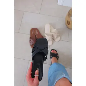 Elizabeth Comfort Sandals