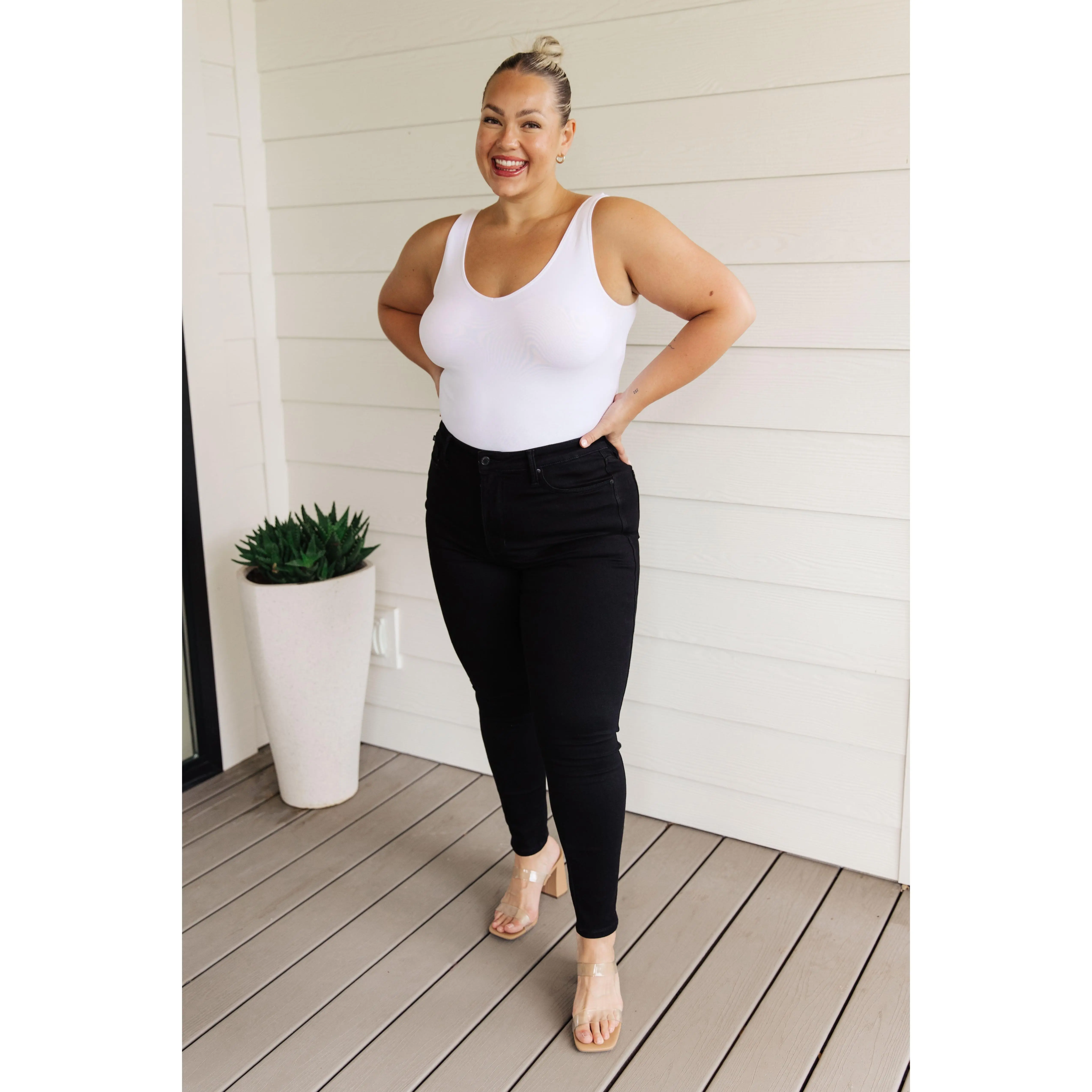 Judy Blue Audrey High Rise Control Top Classic Skinny Jeans in Black