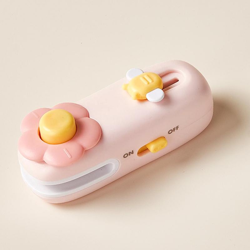 New Flower-Decorated 2-in-1 Sealer and Cutter Portable and compact heat-sealing device ideal for snacks Adorable resealable plastic bag sealer