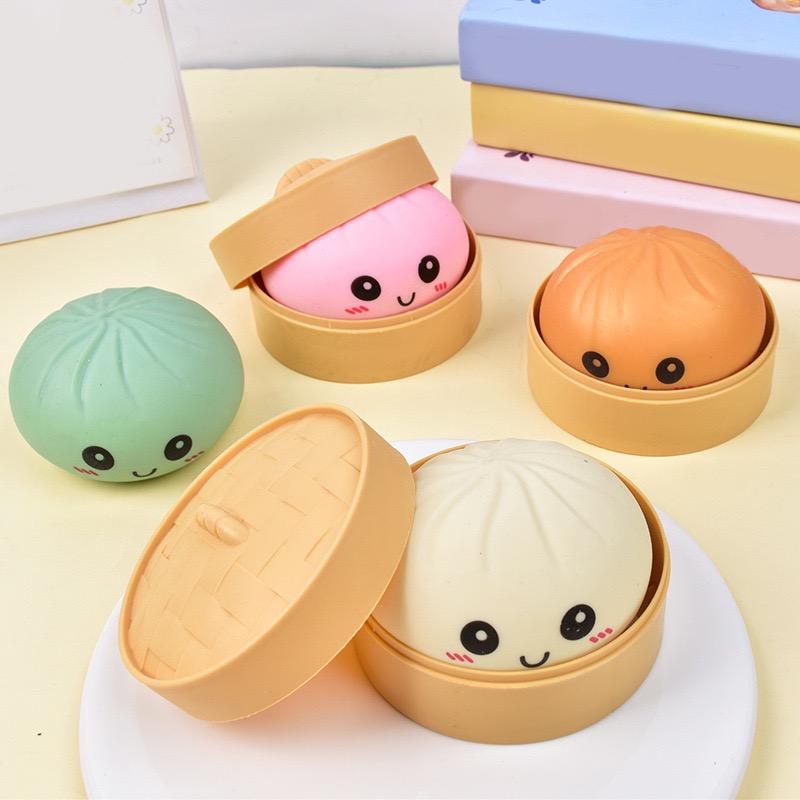Smiling Face Big Dumpling Squishy Soft TPR Stress Relief Fidget Toy for Kids Cute Emoji Squeeze Toy Perfect Gift for Valentine’s Day & Easter Safe Durable Material
