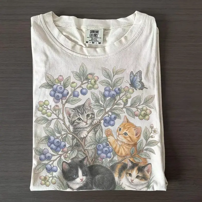 Comfort Colors Vintage Kittens Blueberry 90s Graphic Tshirt, Retro Cottagecore Butterfly Unisex T-Shirt