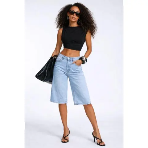 Forever 21 Women's Chic Flattering Low-Rise Slim Light Denim Jorts - Vintage St. Tropez Graphic Print, Cropped Raw Frayed Washed Hem, Mini Length, Expandable, Bikini Top Compatible Casual Beach Shorts
