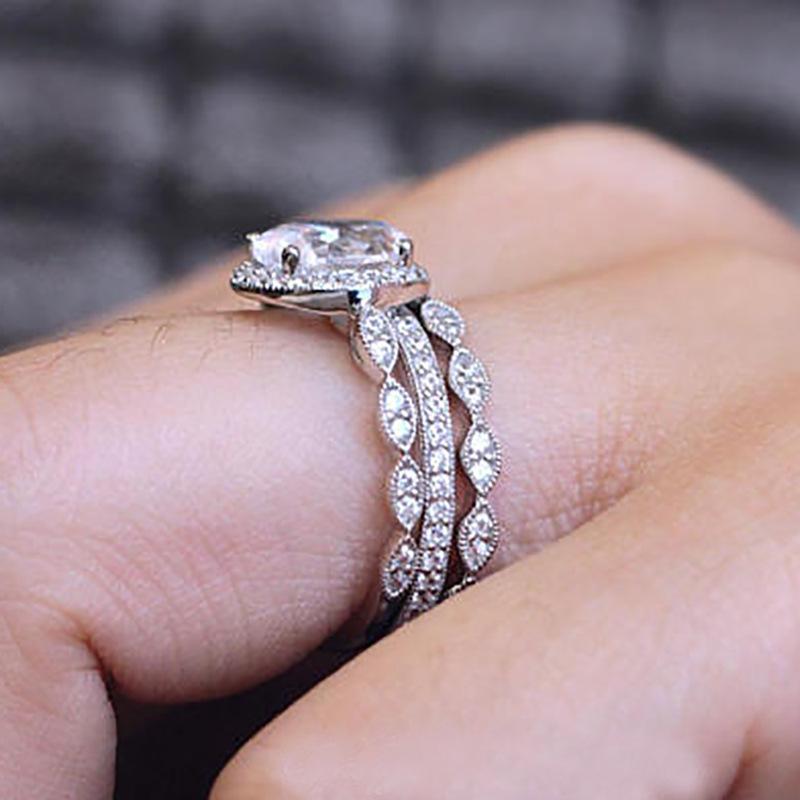 Sterling Silver 1 Carat Oval Moissanite Stackable Ring Set for Women Fashionable Elegant Engagement Ring