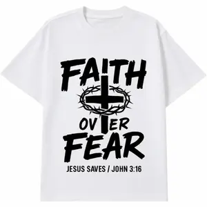 Faith Over Fear Christian Graphic Tee – Unisex Oversized Jesus Shirt with Cross & John 3:16 Print for Fall Outfits & Spiritual Gifts Casual Crewneck