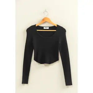 Black  Cropped Sweater