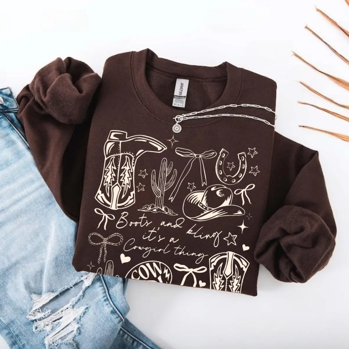 Retro Cowgirl Vintage Sweatshirt Western Howdy Retro Crewneck Texas Howdy Retro Cowgirl Cowboy Boots Gift Idea
