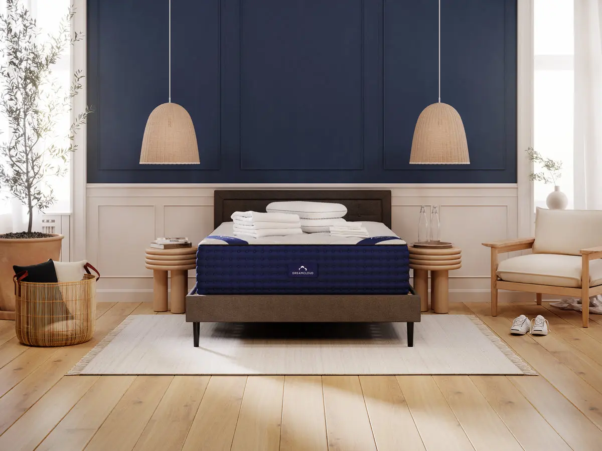 DreamCloud Classic Hybrid Mattress with Ultimate Comfort and Support