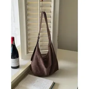 New Fall Winter Versatile Crossbody Bag Fashionable Hobo Bag Vintage Large Capacity Commuter Tote Suede Velvet Shoulder Bag for Women