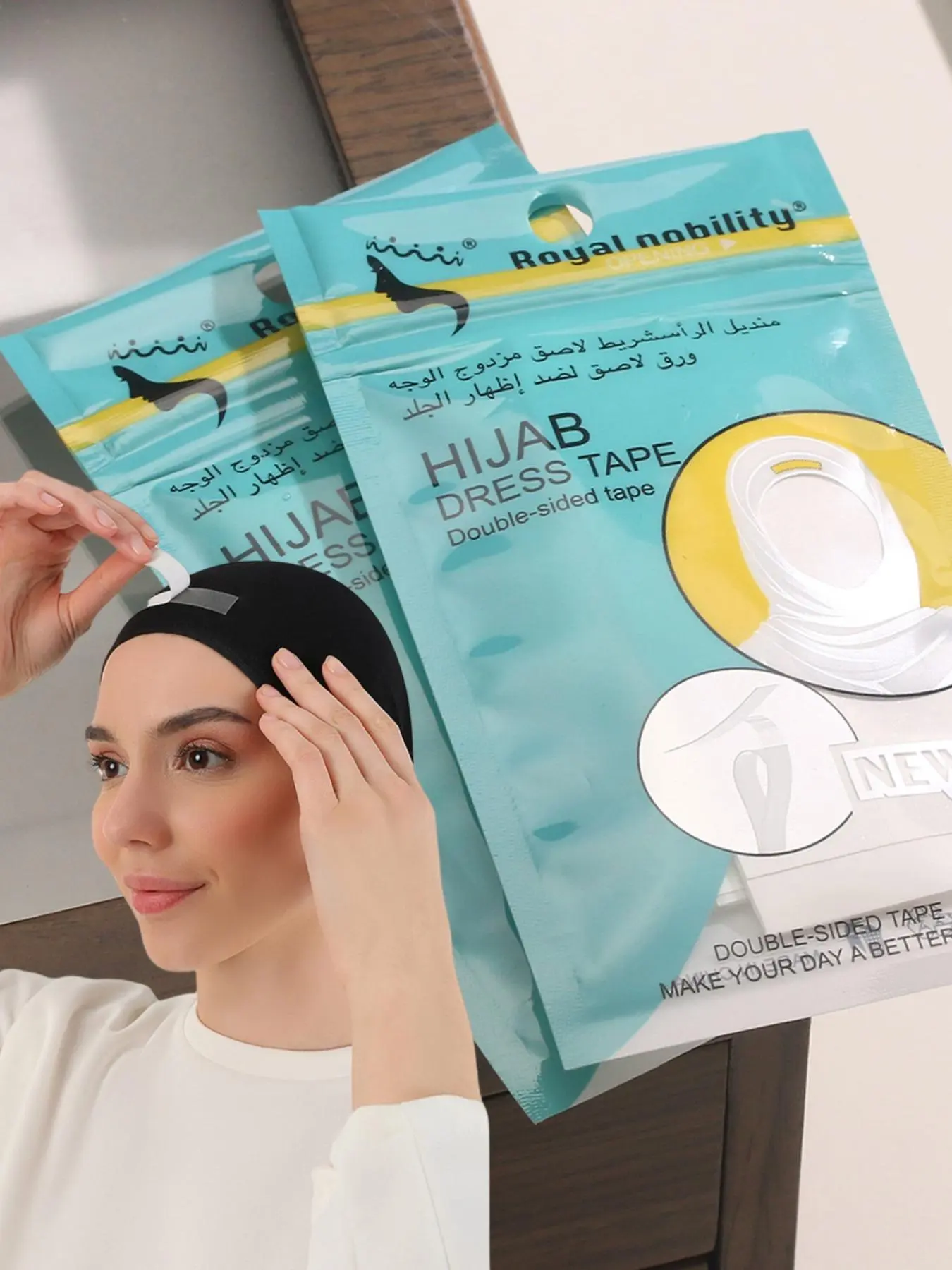 Invisible Anti-Slip Hijab Tape, Double Sided Adhesive Hijab Tape, Fashion Accessories for Women