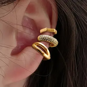 Set 3 aretes de presión  dorados