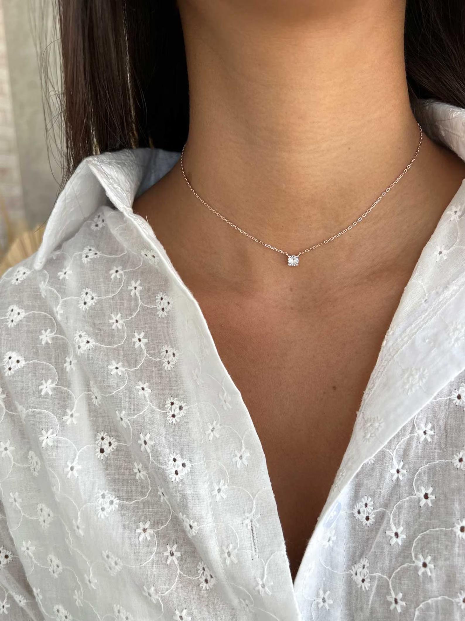 VENOCO gold CZ Necklaces For Women, Attractive Design Dainty Necklaces For Women,Exquisite Gift box Packaging for Holiday Gifts