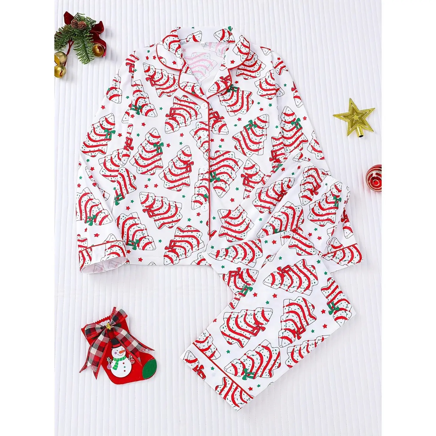 Christmas Children's Long Sleeved Pajamas 2pcs Set, New Autumn and Winter Collared Cardigan Shirt, Creative Cartoon Pattern Christmas Tree Bow Print Suitable for Daily Wear of Children, Suitable for Outdoor Vacation and Party Home Wear Set