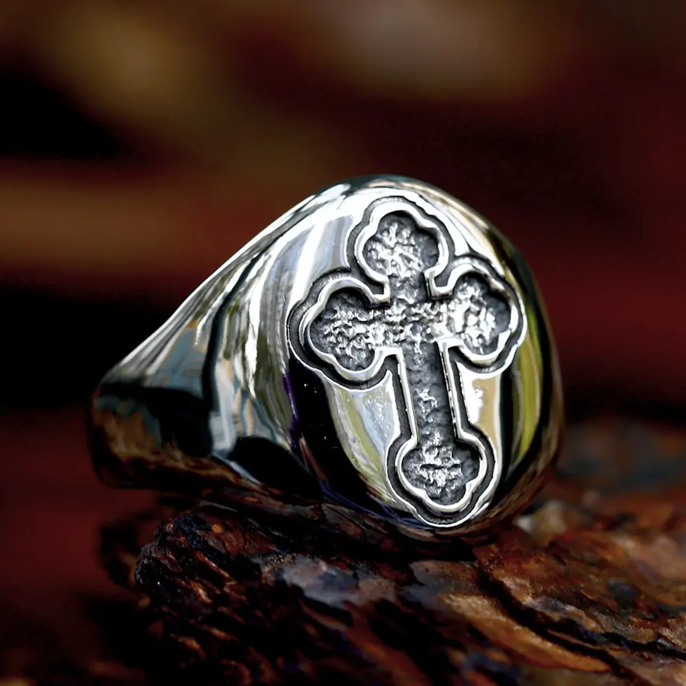 GTHIC Vintage Stainless Steel Engraved Signet Ring with Shield Cross Pattern, Retro Faith Unisex Stainless Steel Jewelry, Unique Gifts for Man, Sizes 7-13, Daily Wear Engraving Jewelry for Daily Street Outfits & Church Occasions