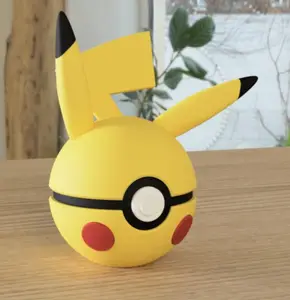 Pikachu-Inspired 3D Printed Poké Ball – Electric-Type Display Collectible