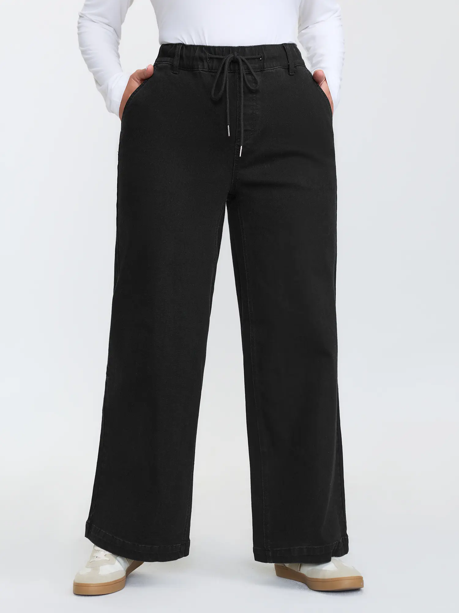 【Wide Leg】BLOOMCHIC Plus Size Stretchy Pull-On Drawstring Waist Wide-Leg Jeans [M-6X]Black Fit,Summerfinds