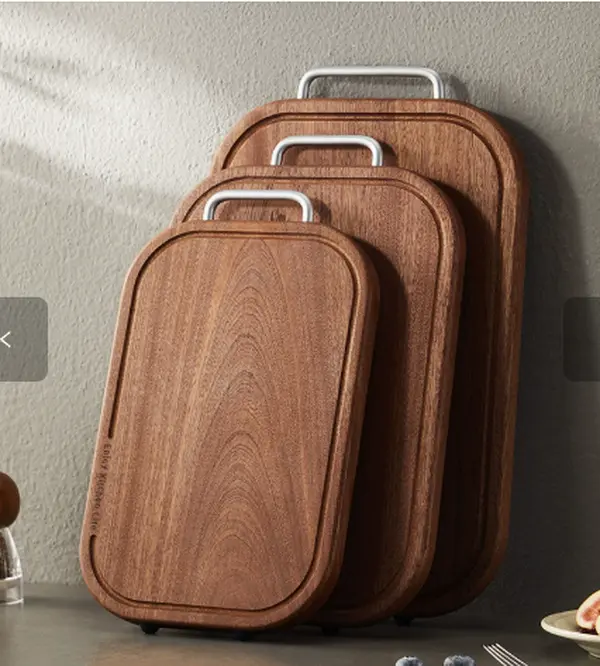Household Wooden Chopping Board Built‑in Juice Groove Comfort Metal Handle Sturdy Wood Plate For Daily Kitchen Food Cutting Preparation
