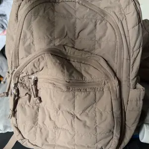 BAGSMART Laptop Backpack for Women, Lightweight Carry on Backpack Travel Backpack, Quilted School Bag, Casual College Backpack–Regular Size with 32OZ Pockets Water-Resistant College & Travel Backpack, Fits 15.6”Laptop College tiktokshopbacktoschool