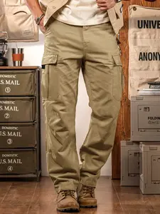 American retro cargo pants with flap pockets — timeless workwear style for work and outdoor activities American retro cargo pants with flap pockets — timeless workwear style for work and outdoor activities