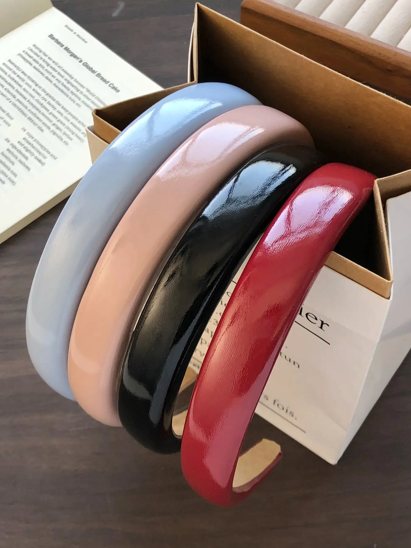 4-piece set of lacquered solid-color sponge hair bands, classic and minimalist women's fixed bangs hair accessories, suitable for daily life and various occasions, Chic Fashion Headbands Hairband