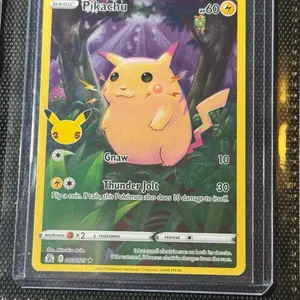 Pokémon TCG: PIKACHU 005/025 FullArt CELEBRATIONS 25th Anniversary NM