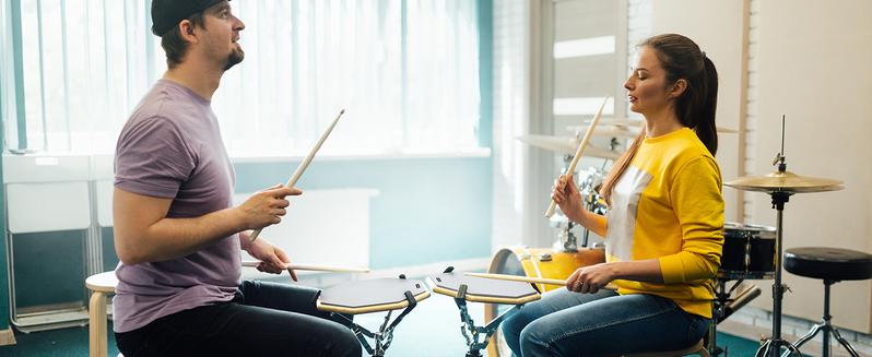 Donner Drum Practice Pad 8 Inches, Silent Practice Drum Pad 2-Sided With Drum Sticks - Gray/Blue Donner Drum Practice Pad 8 Inches, Silent Practice Drum Pad 2-Sided With Drum Sticks - Gray/Blue