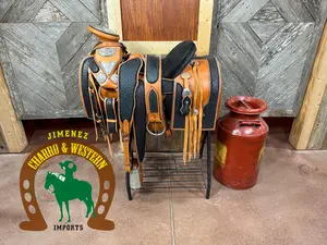 Montura Cantina Cuadrada con piel de avestrus Fuste 15