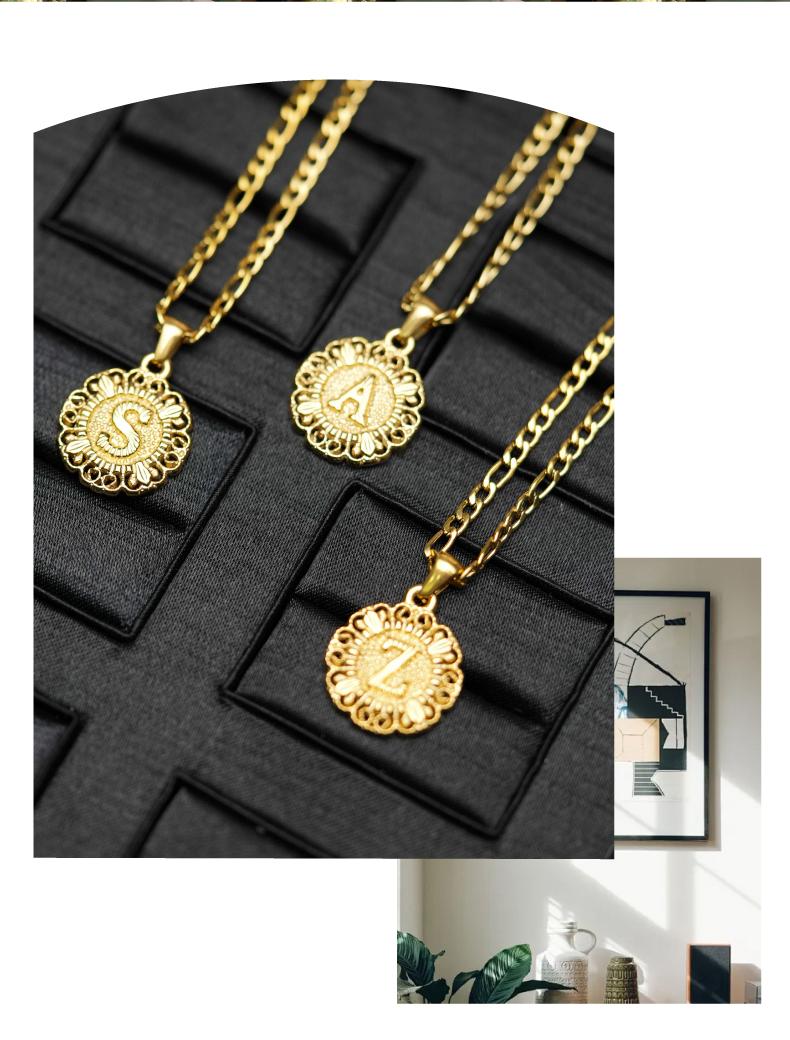GGIRL Initial Pendant Necklace 26-letter during necklace 18K Gold Plated female clavile neck chain male accessories Fashion Jewelry Gift for Holiday Haul Christmas Birthdays Anniversaries