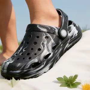 Kids Cartoon Garden Clogs – Lightweight Non-Slip Water Sandals for Boys & Girls