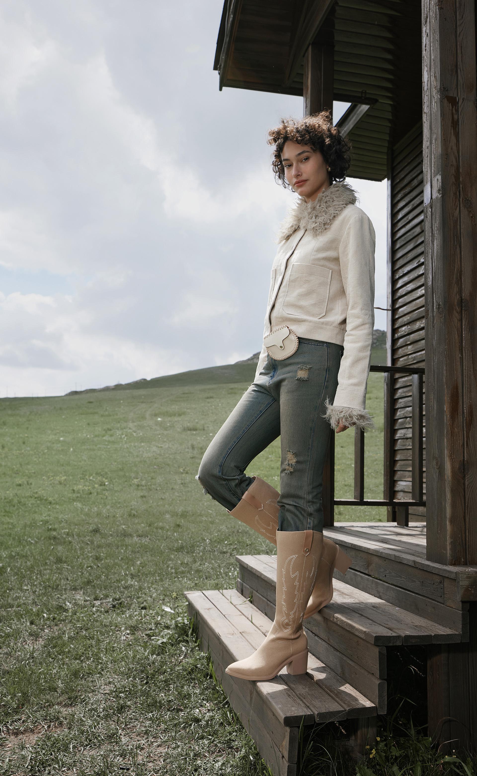 VIVAIA Women Pointed-Toe Western Knee-High Boots with Embroidered Design and Chuncky Heel Winter Festive Celebration Collection Wide Calf Boots for Western Events Horseriding Cowboy Boots vira boots (Willow&Wynne) SpringStatements VIVAIA Women Pointed-Toe Western Knee-High Boots with Embroidered Design and Chuncky Heel Winter Festive Celebration Collection Wide Calf Boots for Western Events Horseriding Cowboy Boots vira boots (Willow&Wynne) SpringStatements