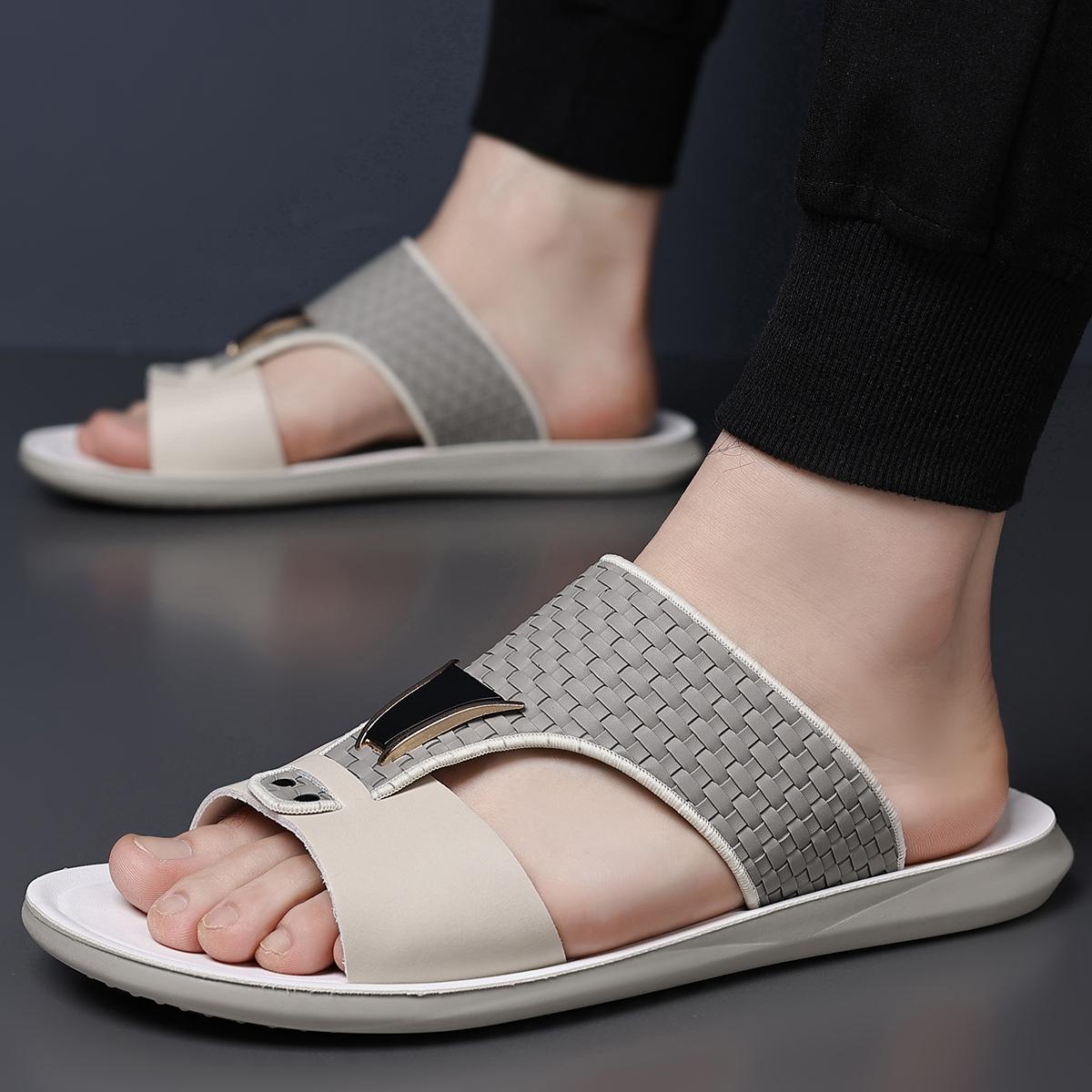 Summer Secret Men's Black/White Lightweight and Comfortable Sandals for Men with Arch Support and Anti-Slip Sole, Comfortable Shoes for Wide or Narrow Feet, Stylish Slippers for Beach and Indoor Use