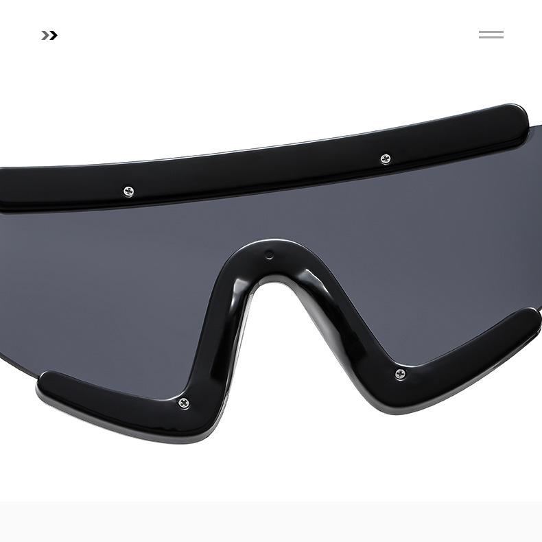 Personalized Large Frame Black Cycling Sunglasses Windproof Protection Sports Eyewear for Men & Women Outdoor Running Adventure Unisex Anti-glare UVA/UVB Protection