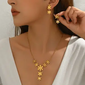 Waterproof Stainless Steel Flower Necklace Jewelry Set