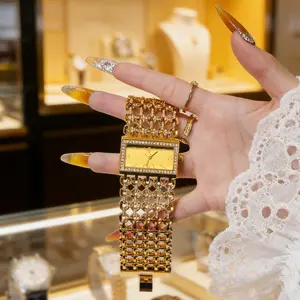 Elegant ladies' bracelet watch gold/black optional daily waterproof shining outstanding suitable for party Gifts-LX1043