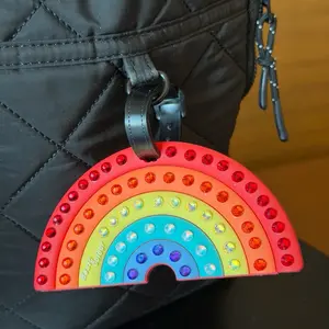 Live Rhinestone Tags