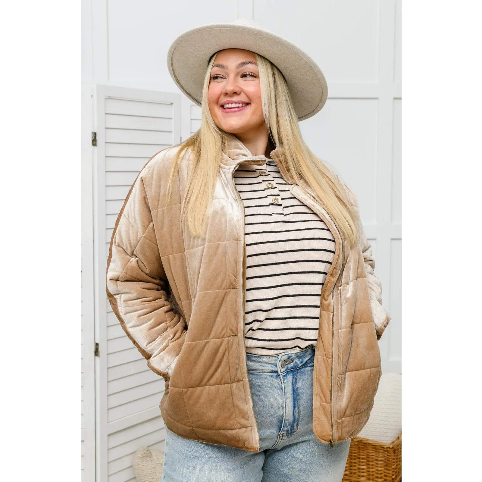 Nights On Broadway Jacket in Taupe