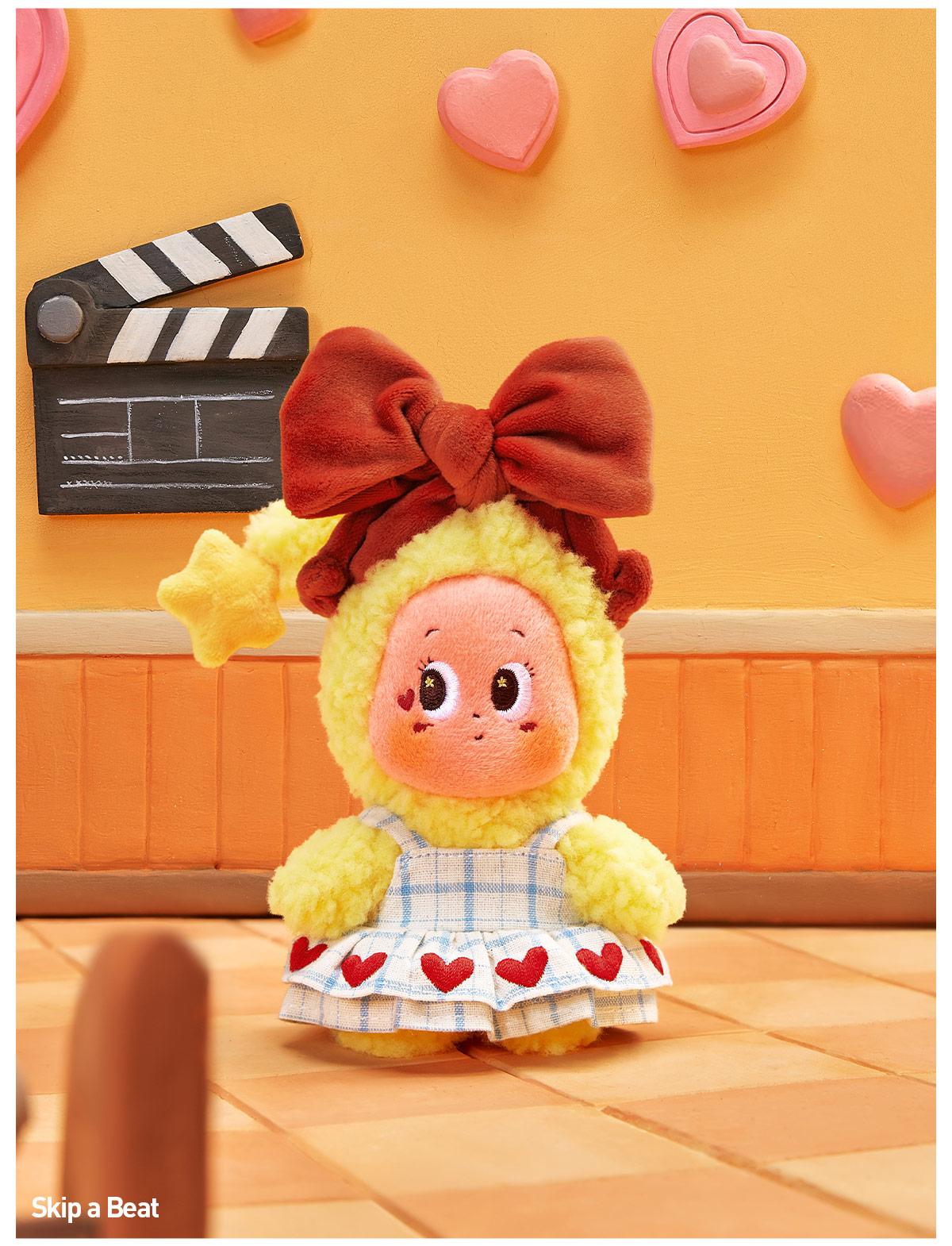 POP MART Twinkle Twinkle Crush On You Series-Plush Pendant Blind Box, Collectible Toys