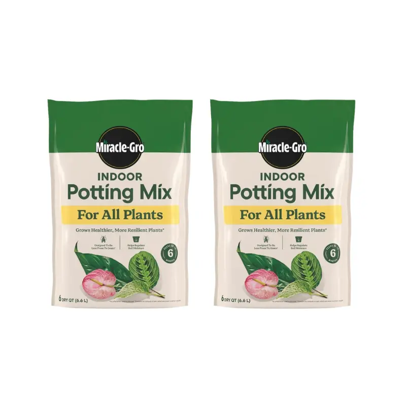 Miracle-Gro Indoor Potting Mix - Peat Moss Blend Garden Soil Substrate for Indoor Use, Helps Regulate Moisture, Less Prone to Gnats, 6-Month Nutrient Feed, 6 qt