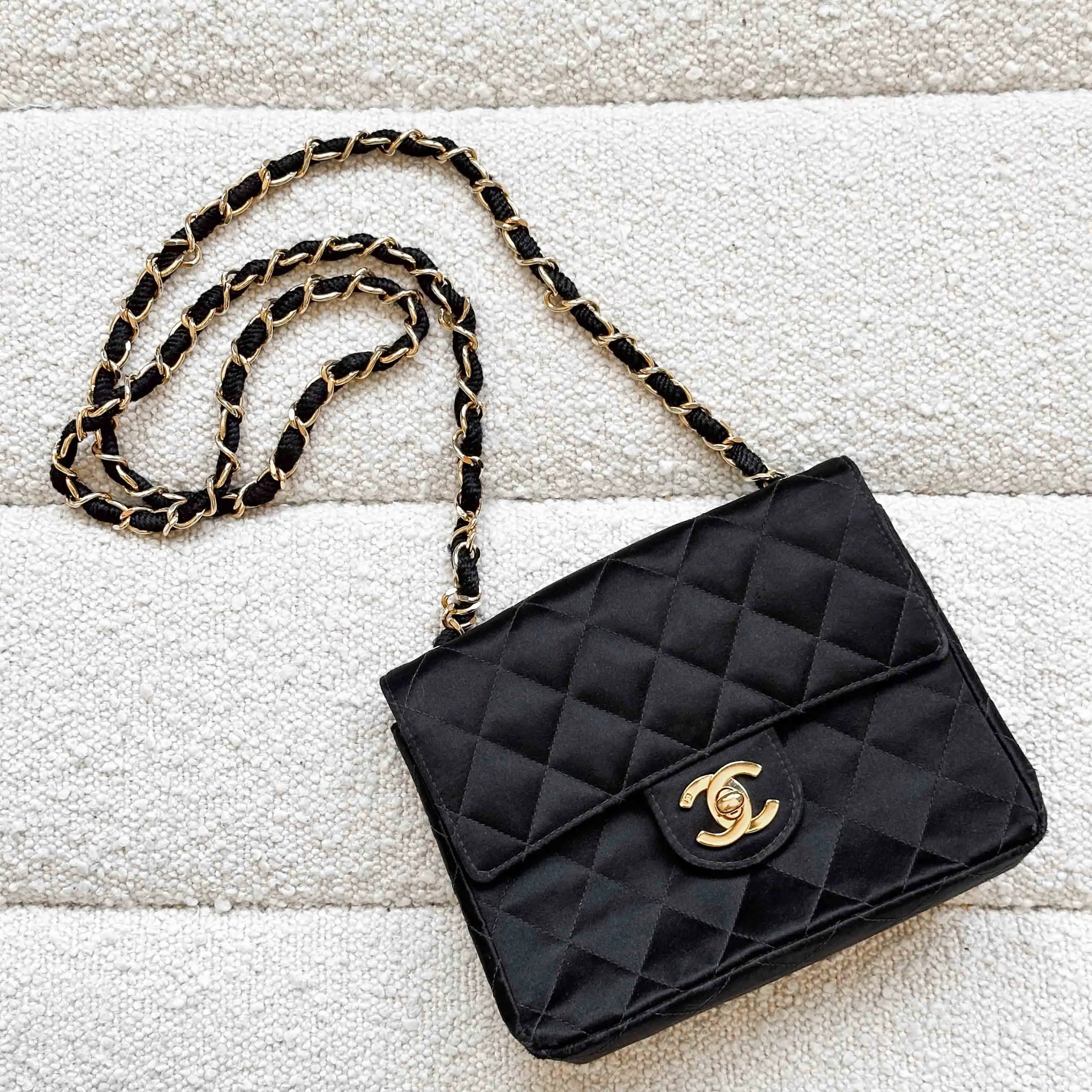 Pre-owned CHANEL Satin Mini Bags Vintage Mini Square Bijoux Chain Flap Bag