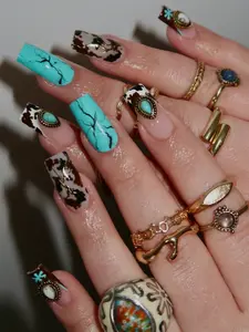 24pcs Western Cowgirl Press-On Nails – Turquoise Square Nails with Retro Rhinestones