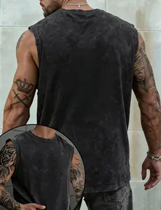 Men’s vintage washed tank top, loose fit, casual street style—an everyday wardrobe essential.