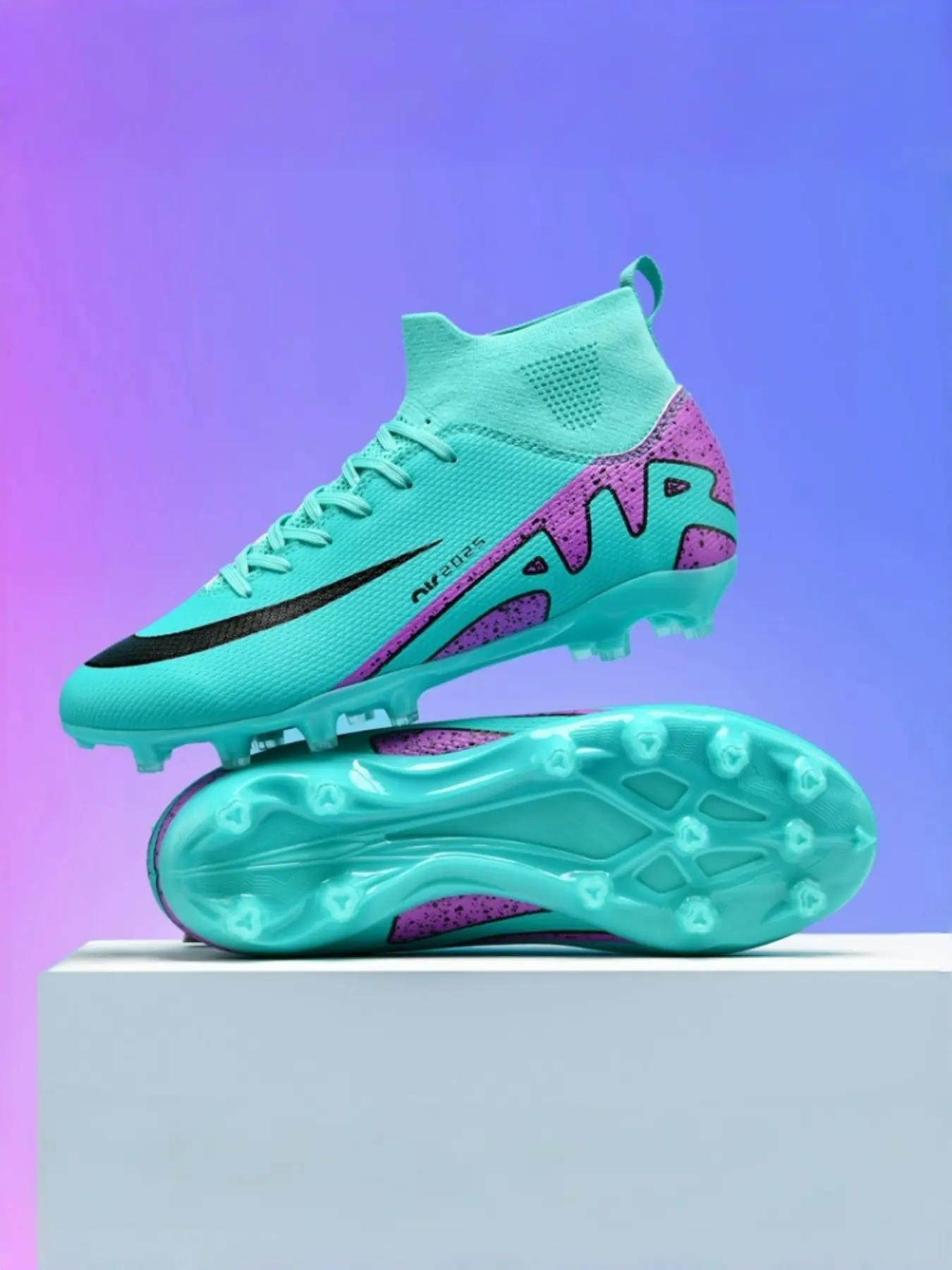 New Anti-Slip Soccer Shoes, High-Top Ag Studs Men's Football Boots, Breathable Sport Shoes, Couples Outdoor Professional Soccer Shoes