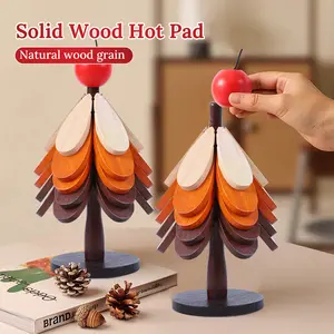 1 Count Christmas tree-shaped heat insulation pad, Foldable Coasters for Convenience，Star or Apple Design Choice